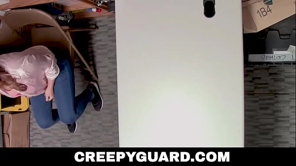 CreepyGuard – Big ass Skylar gets down on her knees and suck the LP Officer